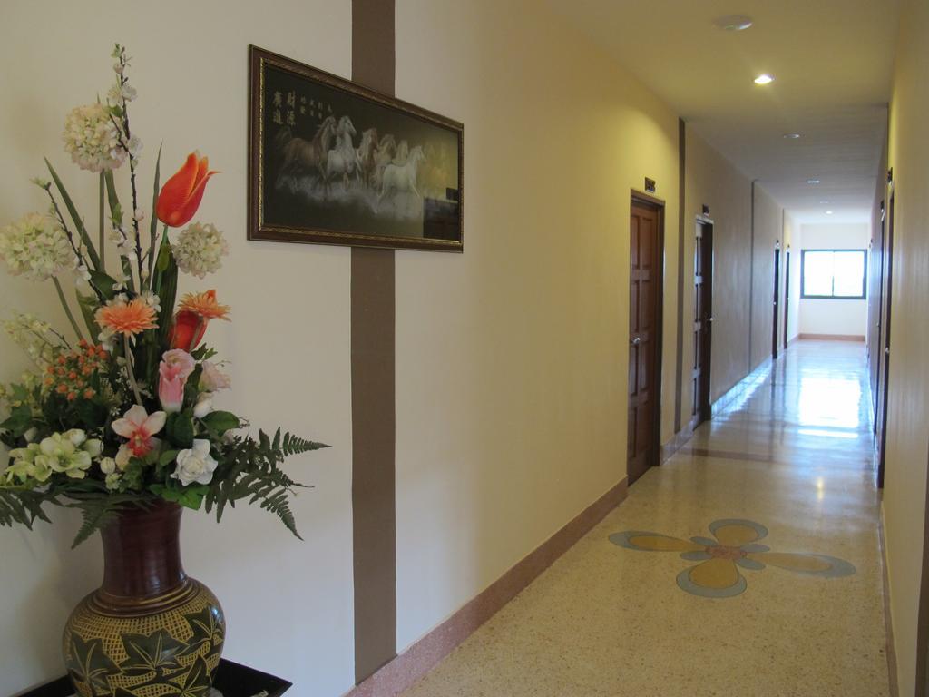 The Star Hotel Udon Thani Exterior foto